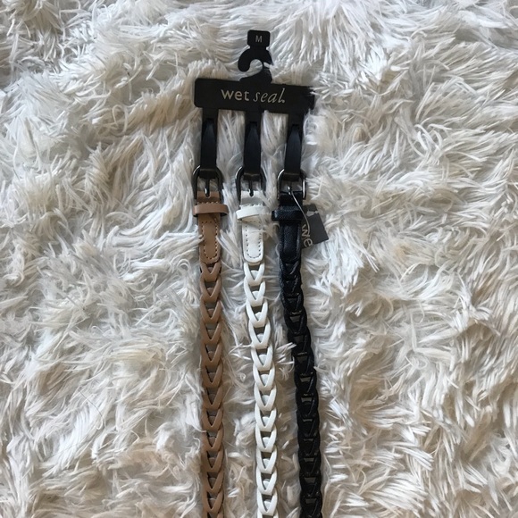 Wet Seal Linked Belts NWOT - Picture 1 of 3